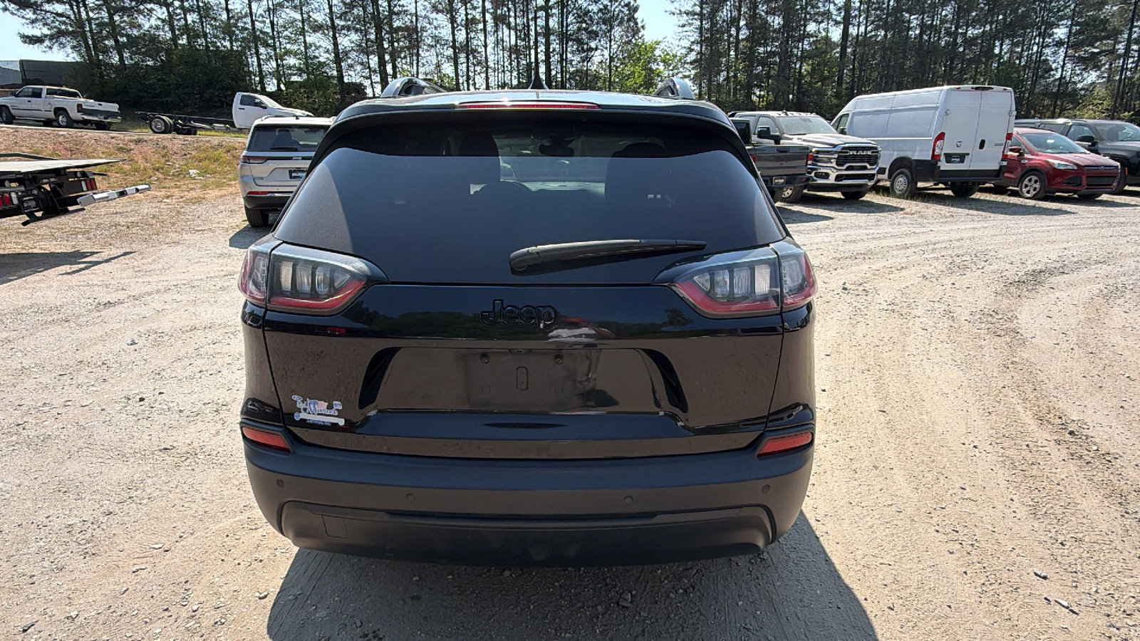 Used 2021 Jeep Cherokee Latitude Plus FWD image 9