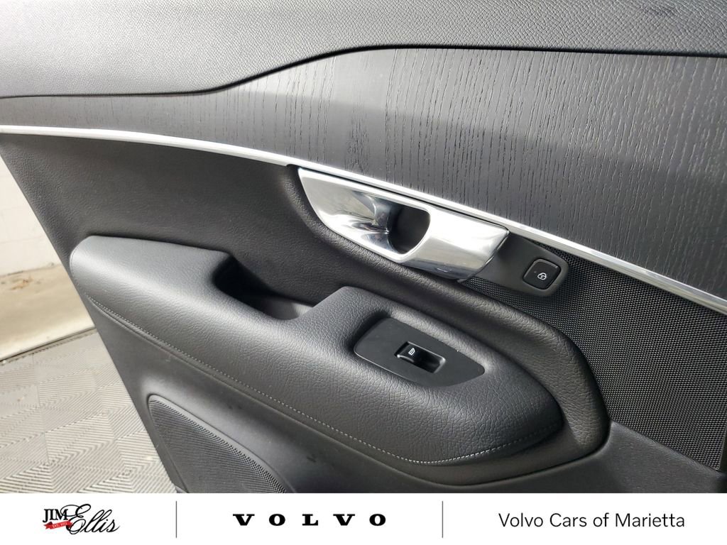 Used 2020 Volvo XC90 T6 Momentum w/ Protection Package Premier AWD/4WD image 19