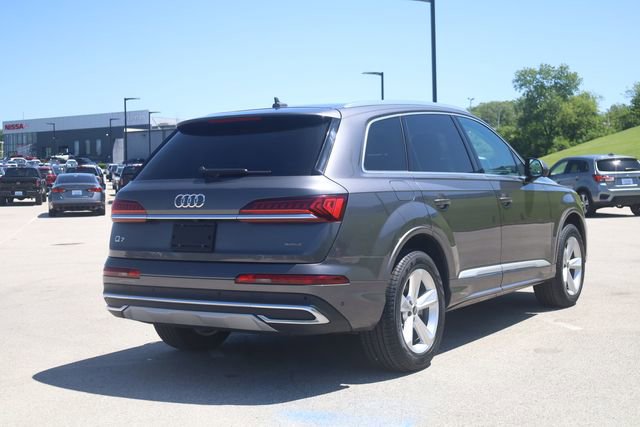 Used 2023 Audi Q7 2.0T Premium w/ Convenience Package AWD/4WD image 5