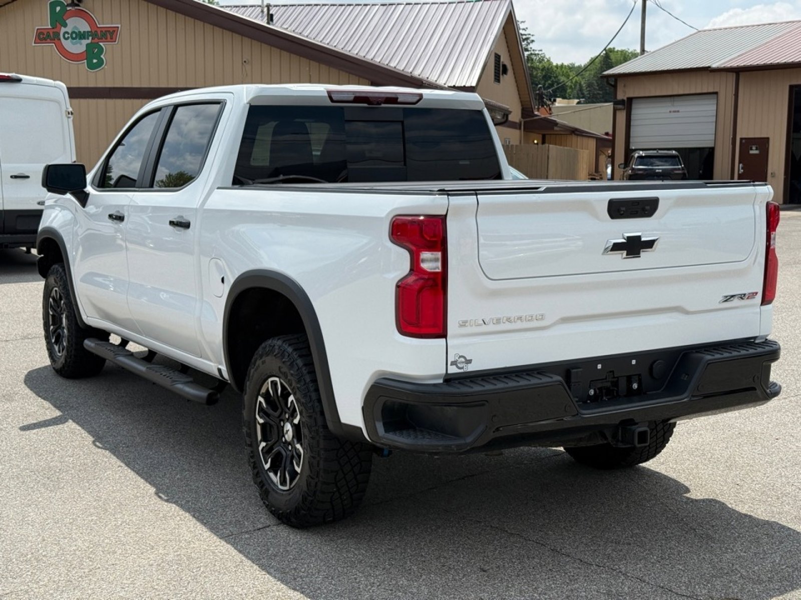 Used 2023 Chevrolet Silverado 1500 ZR2 image 6