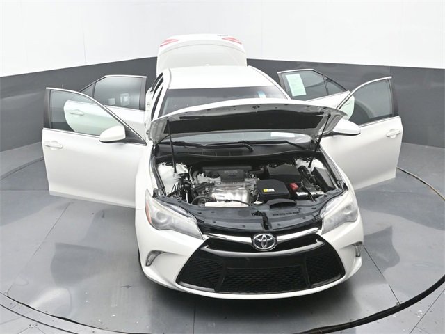 Used 2017 Toyota Camry XSE image 36