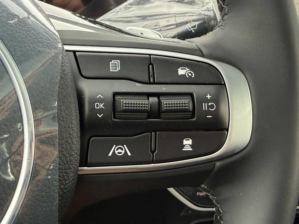 New 2026 Kia K5 GT w/ GT1 Package FWD image 11