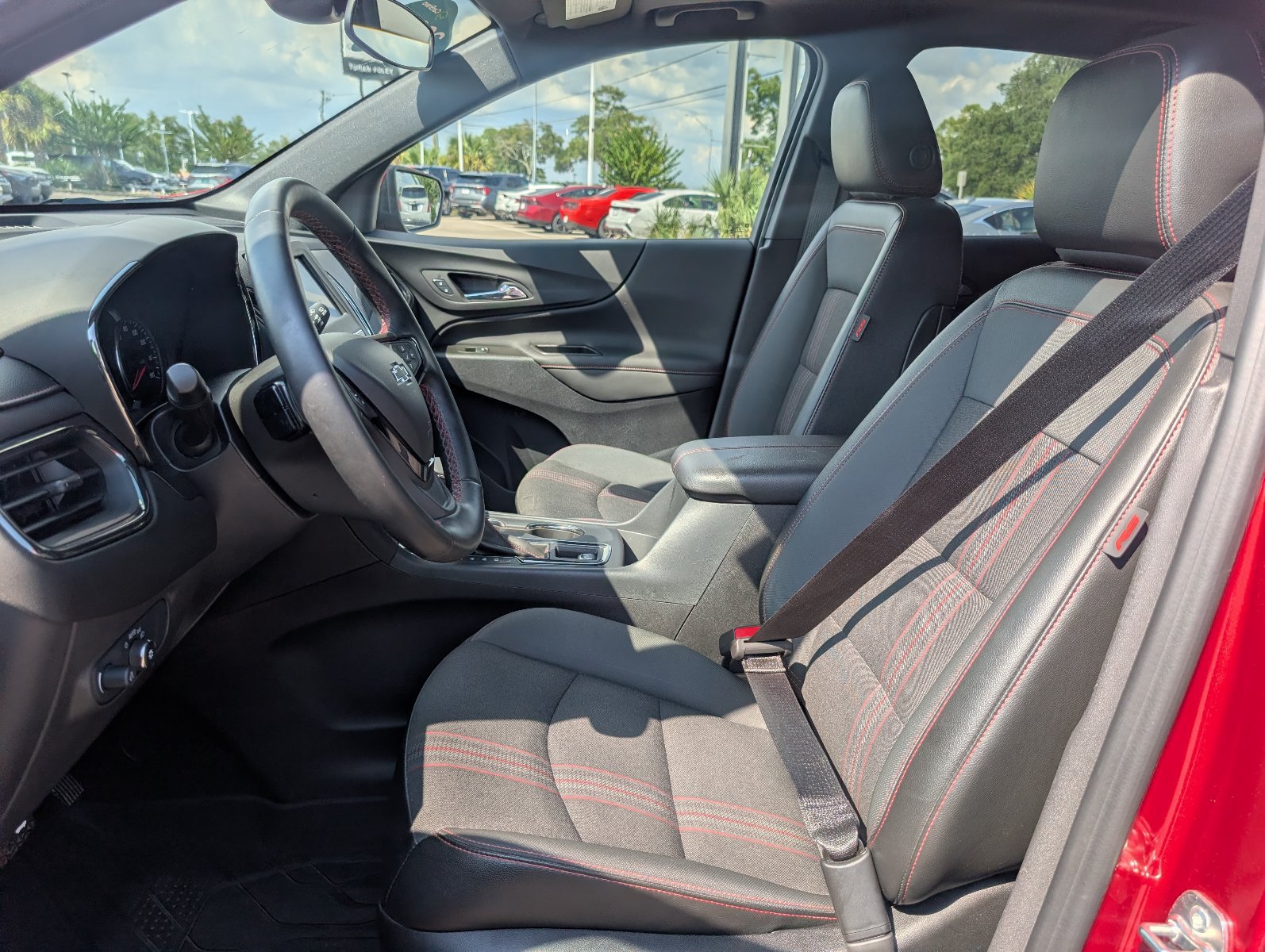 Certified 2024 Chevrolet Equinox RS w/ LPO, Floor Liner Package FWD image 14