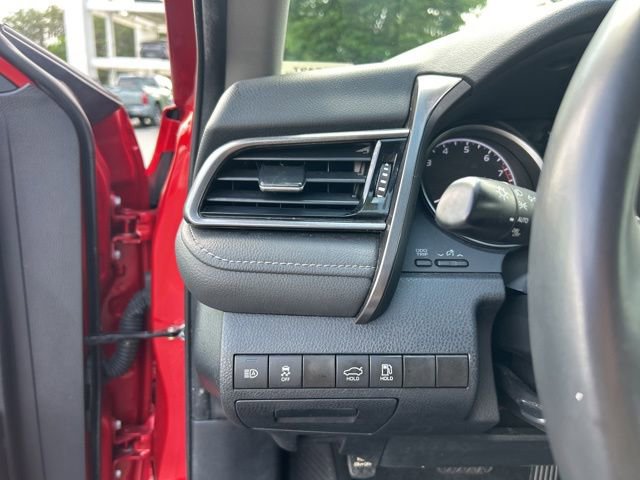 Used 2024 Toyota Camry SE FWD image 28