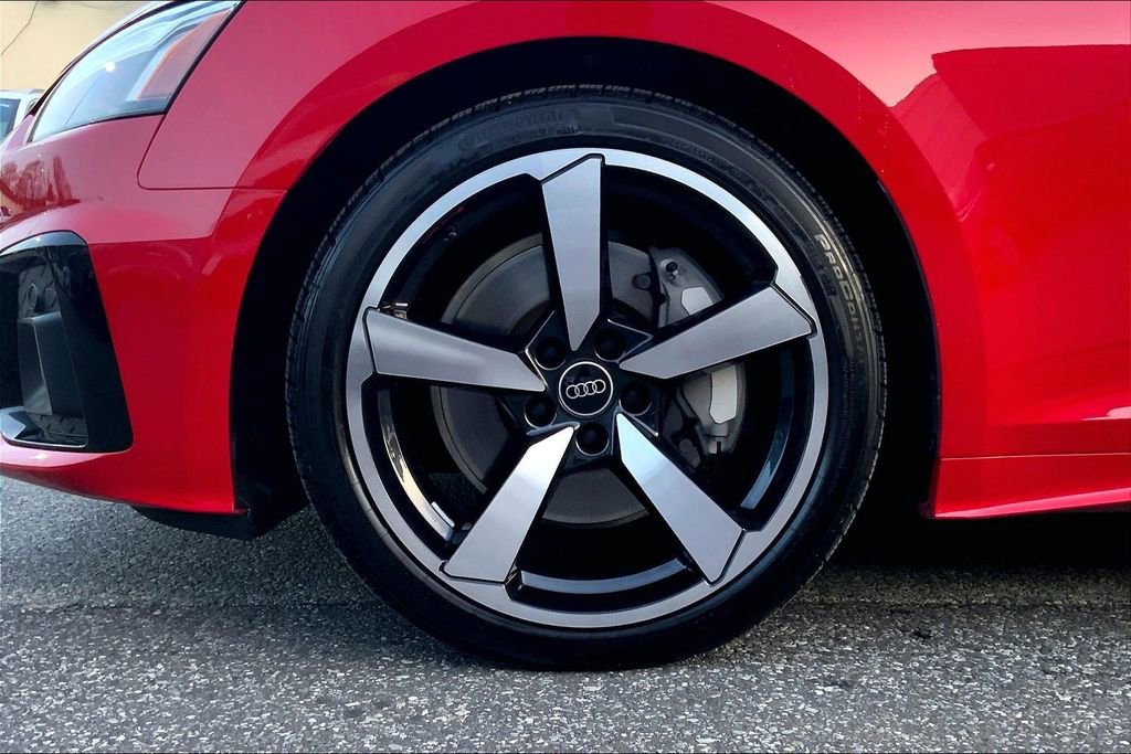 Used 2025 Audi A5 2.0T Premium Plus image 11