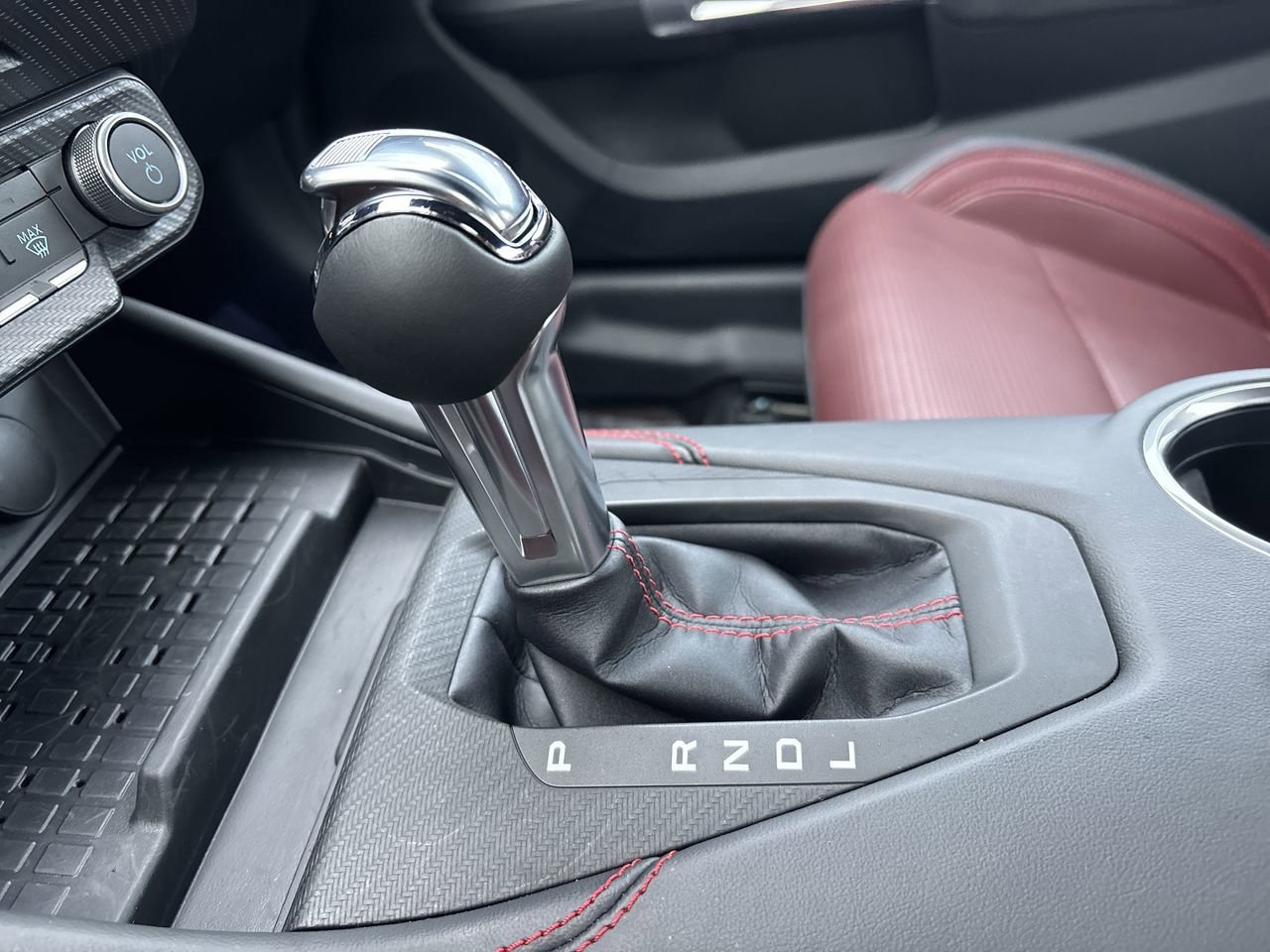 Certified 2024 Ford Mustang Premium image 20