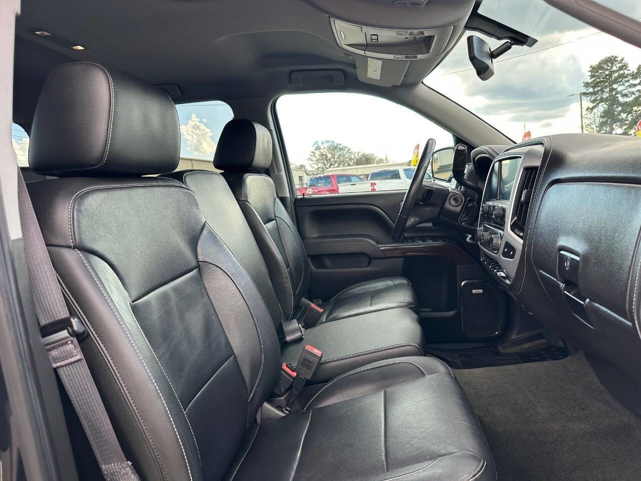 Used 2017 GMC Sierra 1500 SLT w/ SLT Premium Package image 32