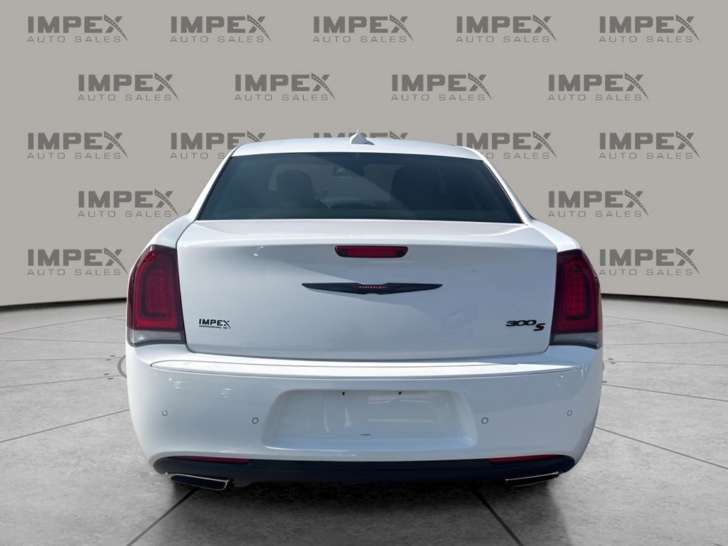 Used 2021 Chrysler 300 S image 4