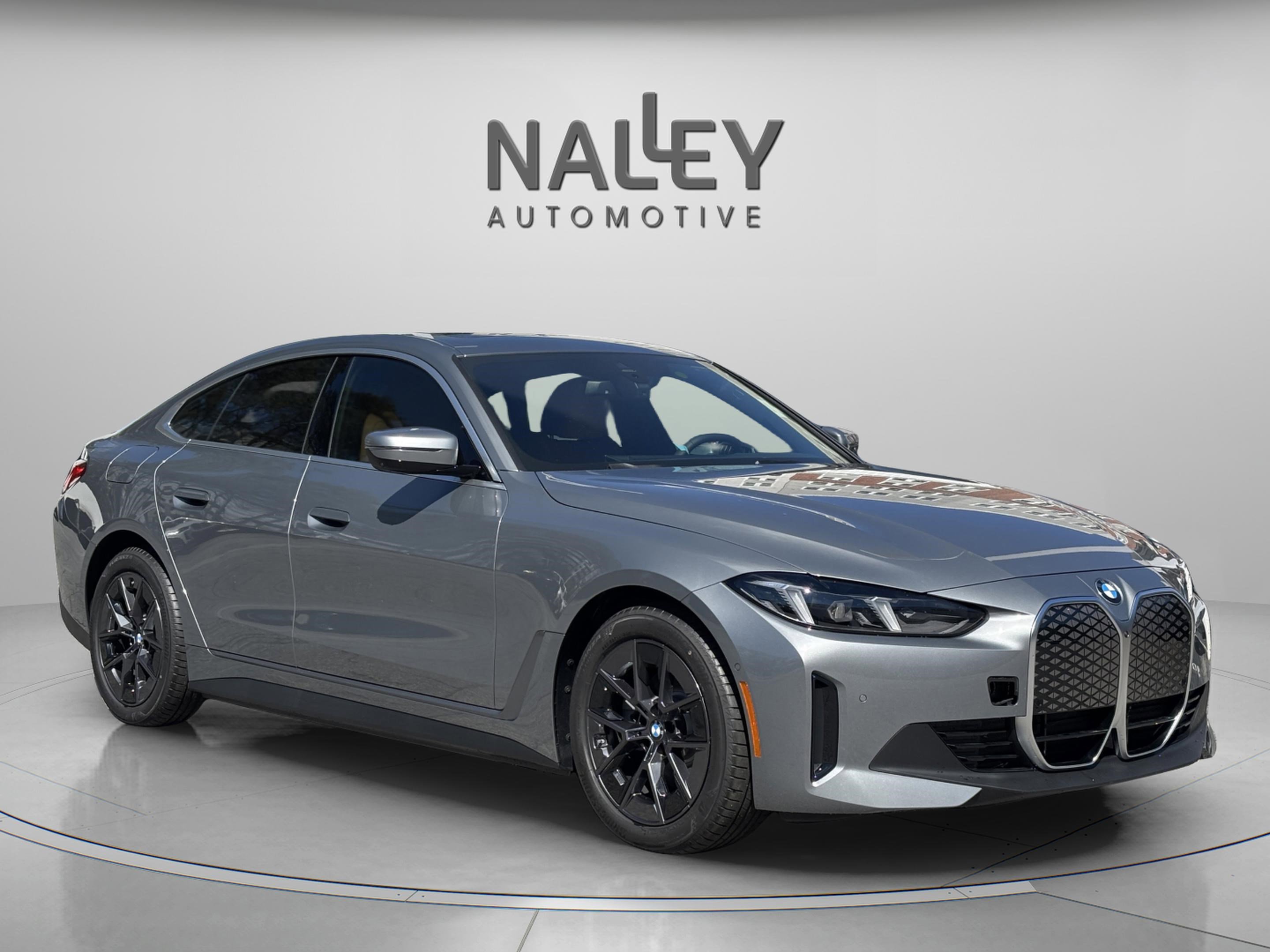 Used 2026 BMW i4 eDrive40 w/ Premium Package image 5