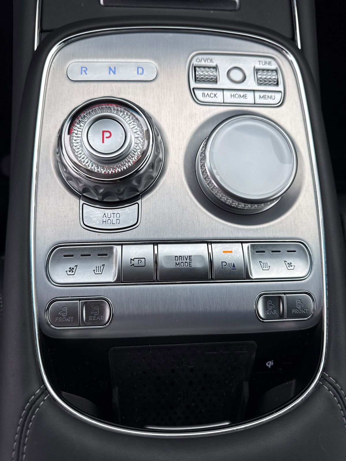 Used 2025 Genesis G90 3.5T image 25