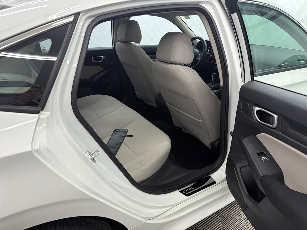 Used 2023 Honda Civic EX image 15