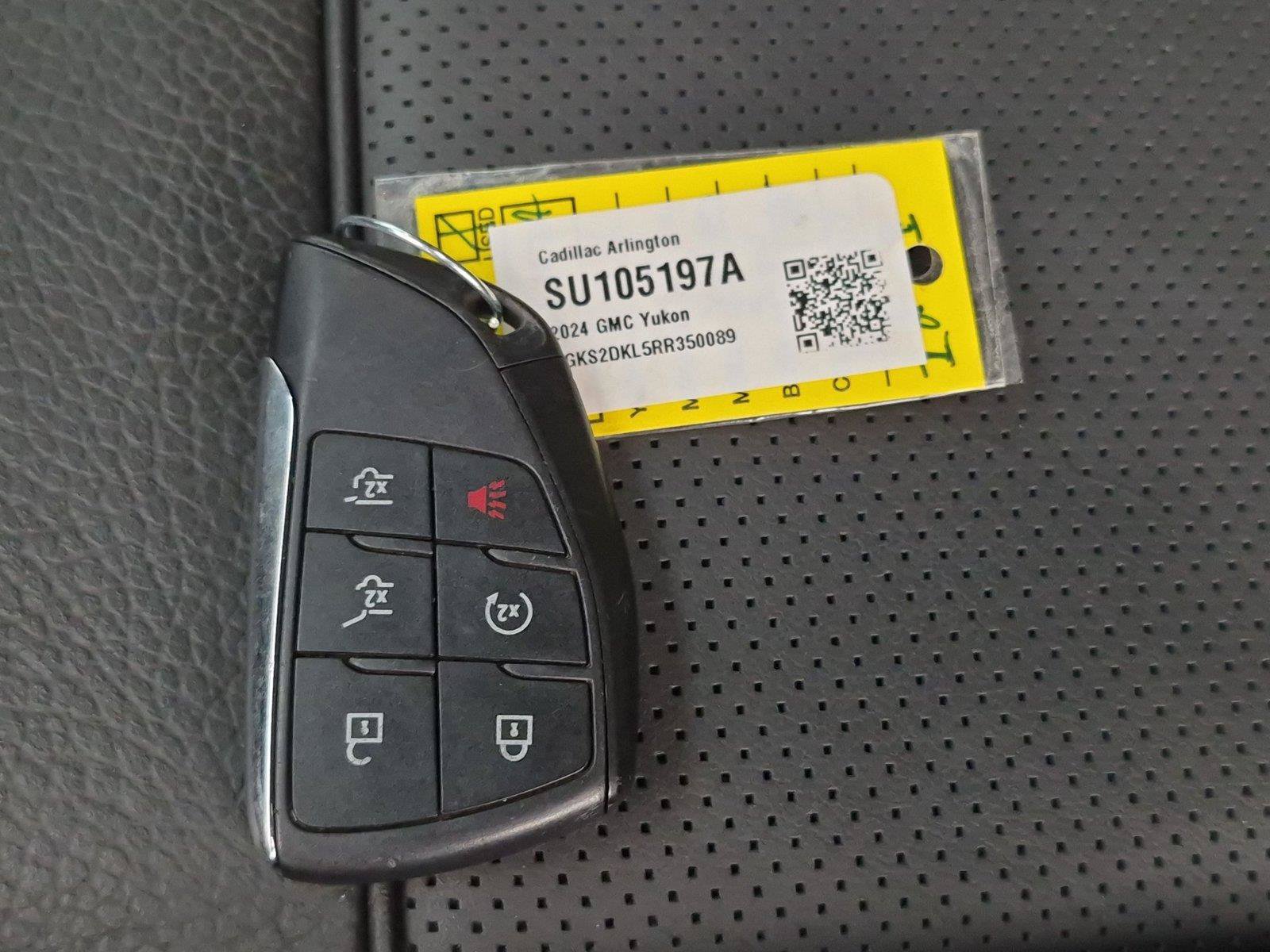 Used 2024 GMC Yukon Denali w/ Advanced Technology Package AWD/4WD image 34