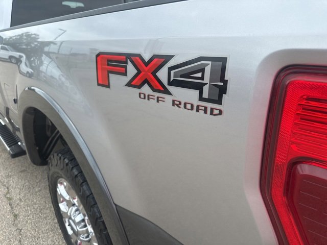 Used 2020 Ford F250 Lariat w/ Lariat Ultimate Package image 18