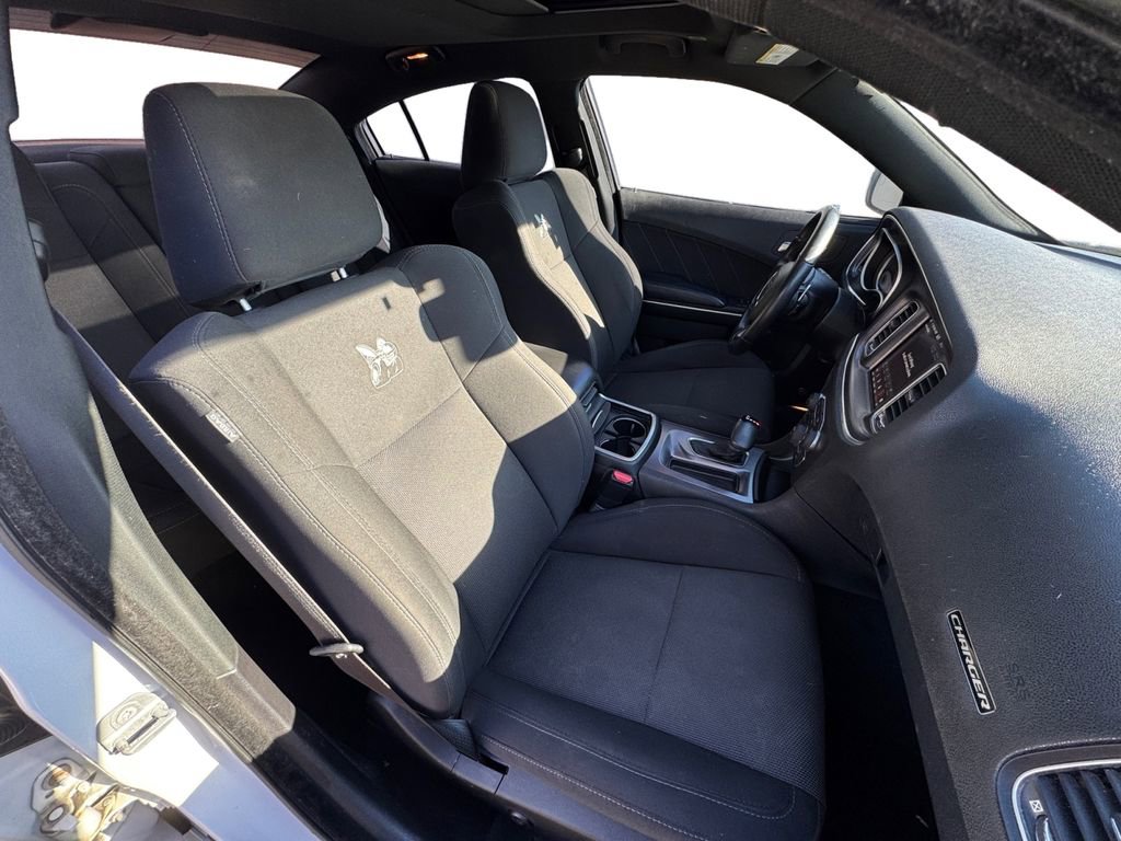 Used 2018 Dodge Charger R/T Scat Pack w/ Dynamics Package image 17