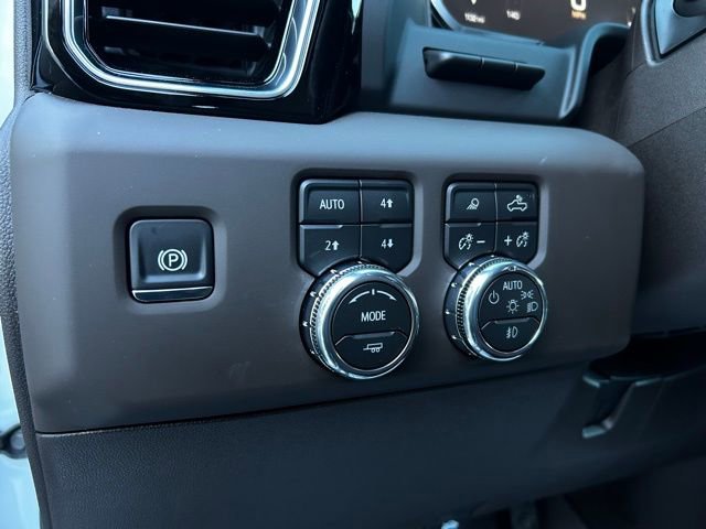 New 2026 GMC Sierra 2500 Denali w/ Denali Reserve Package image 15