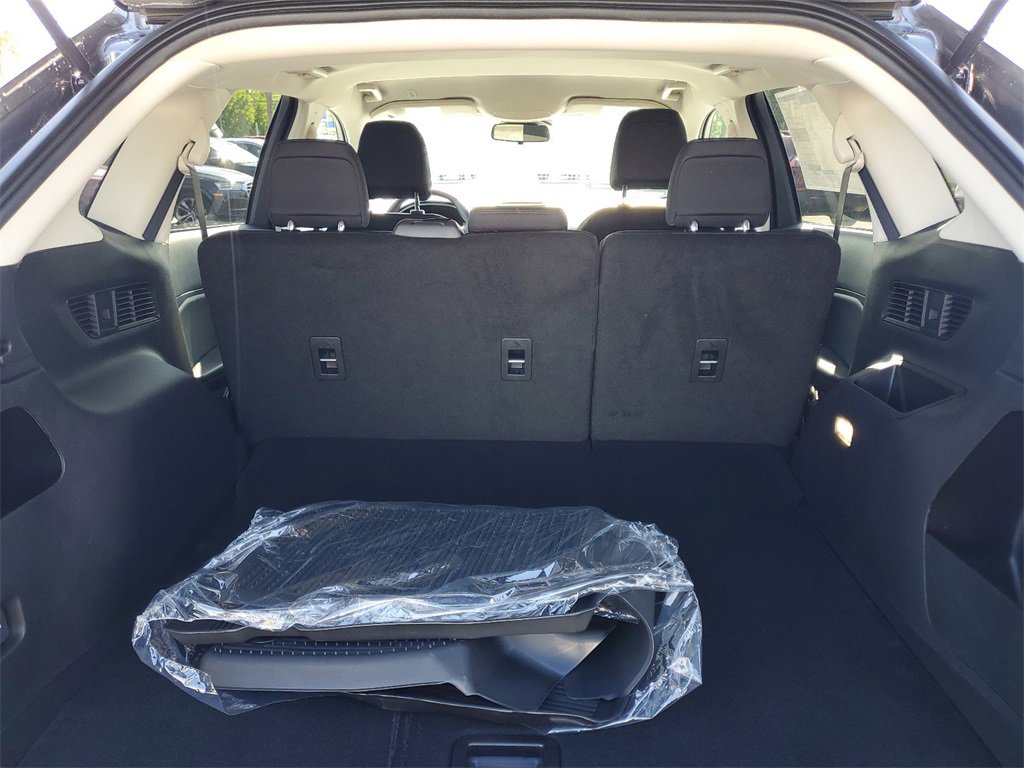 New 2024 Ford Edge SE w/ Black Appearance Package image 8