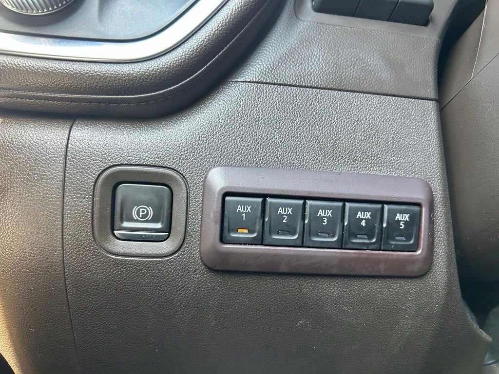 Used 2019 GMC Sierra 1500 Denali w/ Denali Ultimate Package AWD/4WD image 63
