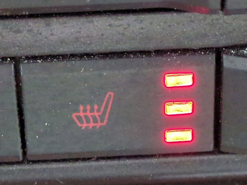 Used 2015 Ford F150 Lariat image 24