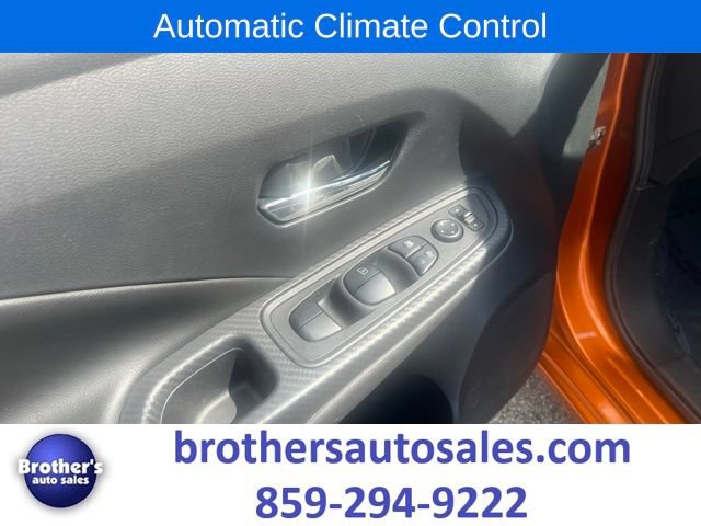 Used 2020 Nissan Versa SV FWD image 16