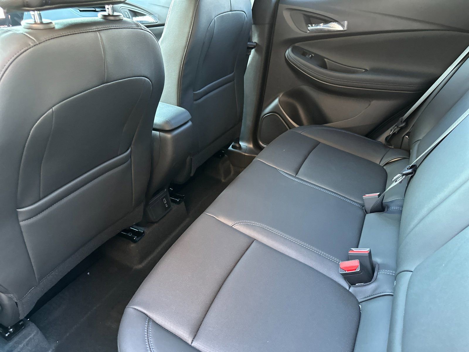 New 2026 Buick Encore GX Sport Touring image 12