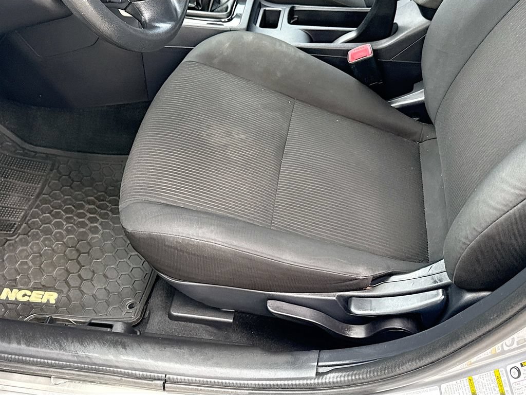 Used 2017 Mitsubishi Lancer ES FWD image 21