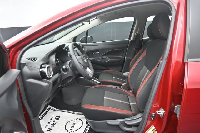 Certified 2025 Nissan Versa SR w/ Trunk Package FWD image 10