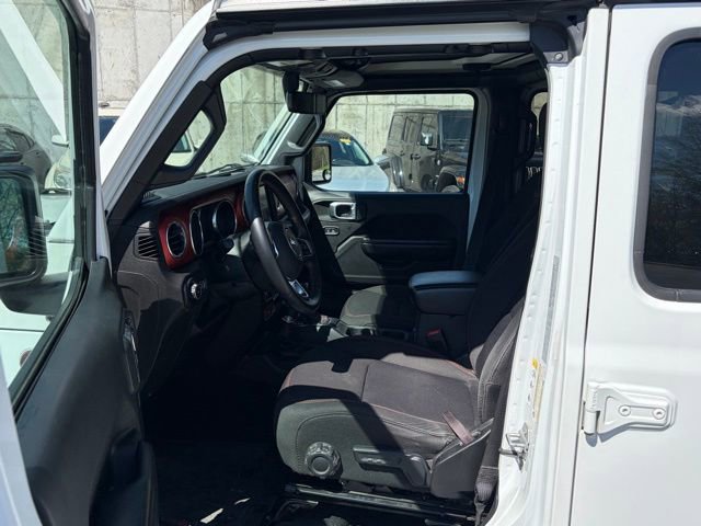 Used 2018 Jeep Wrangler Unlimited Rubicon image 15