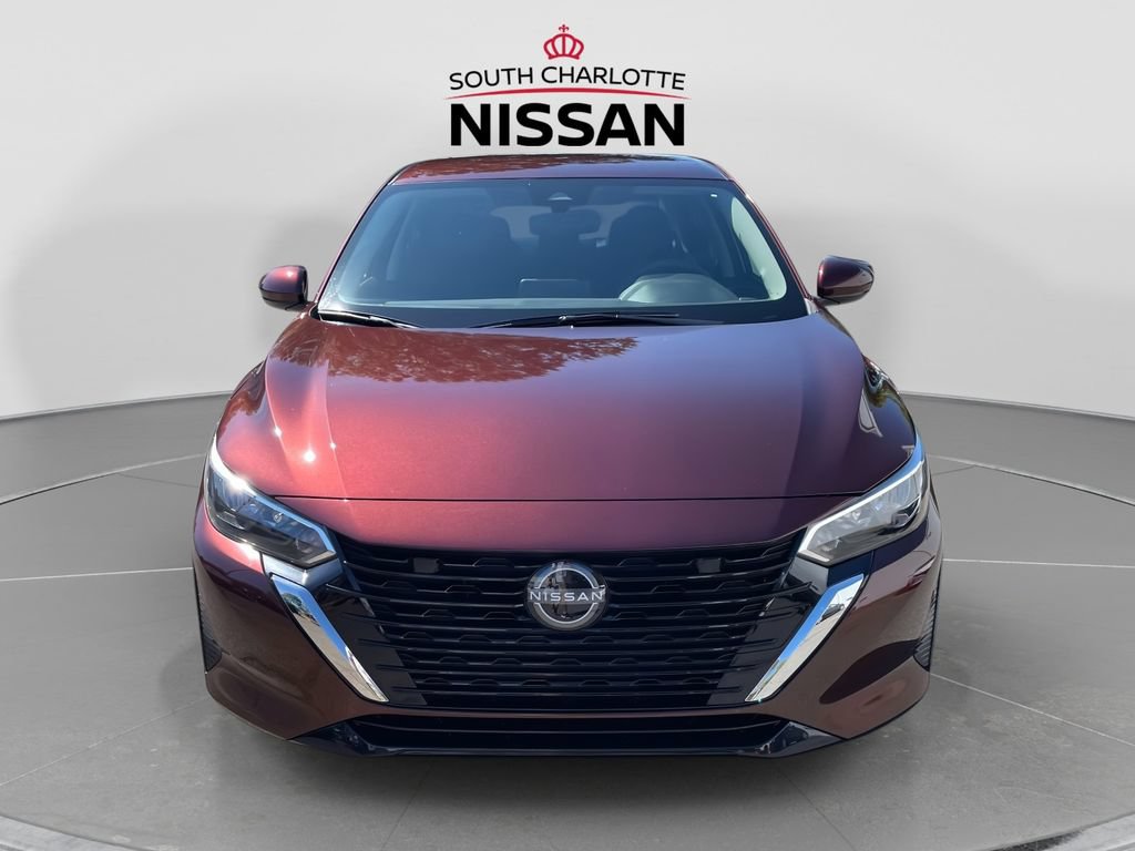 Used 2024 Nissan Sentra SV FWD image 2