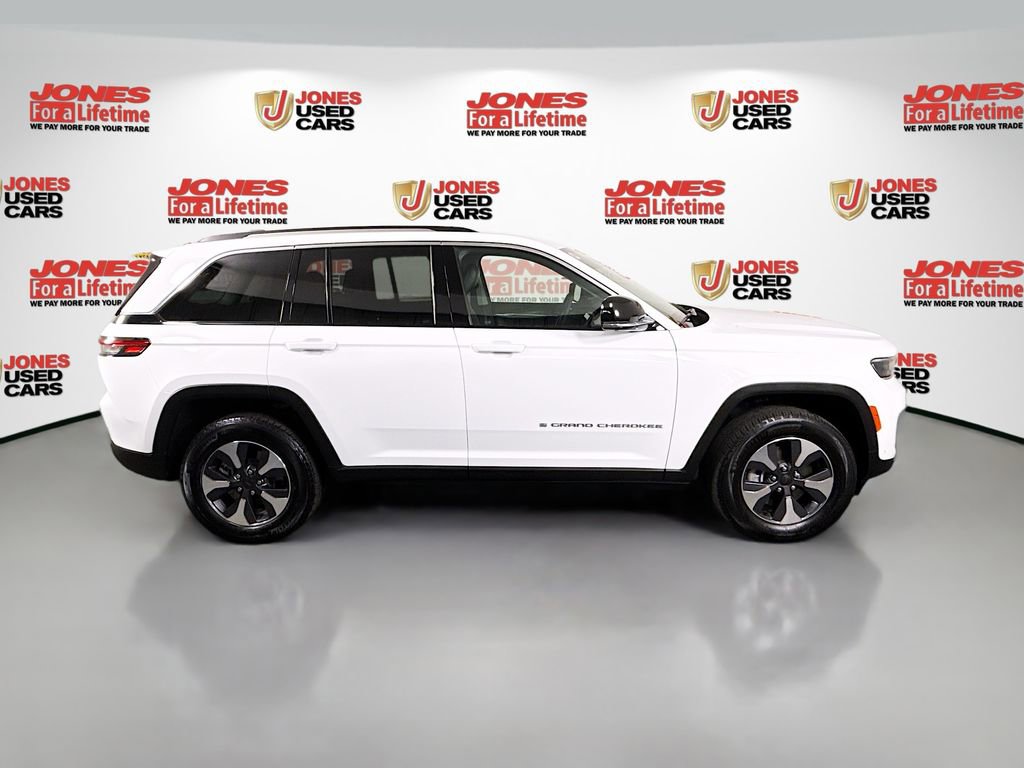 Used 2022 Jeep Grand Cherokee Limited 4xe w/ Luxury Tech Group II image 18