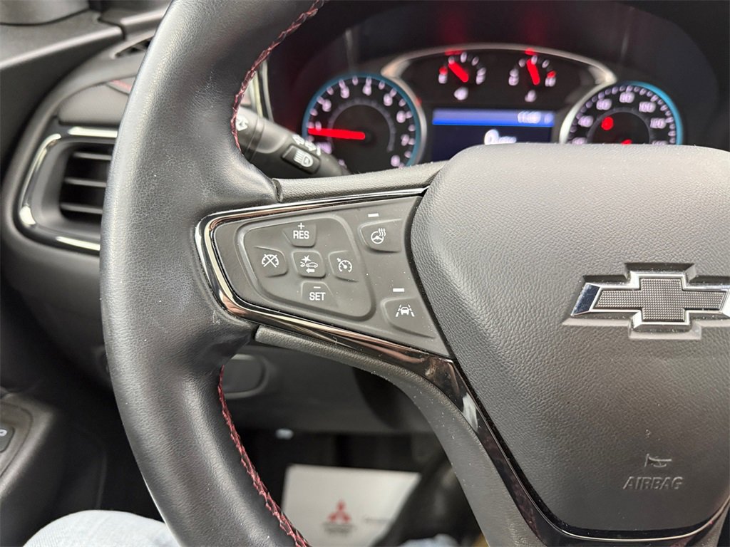 Used 2023 Chevrolet Equinox RS image 34