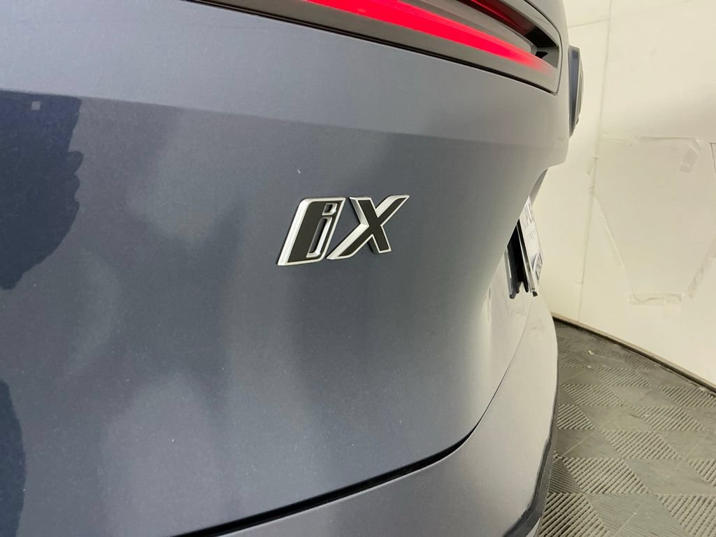 Certified 2026 BMW iX M70 AWD/4WD image 31