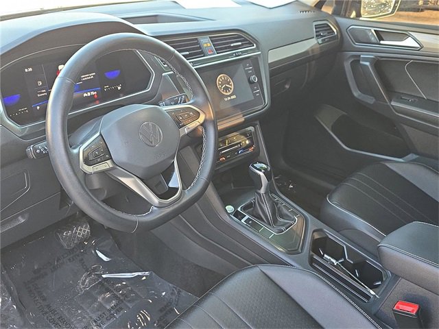 Used 2022 Volkswagen Tiguan SE image 17