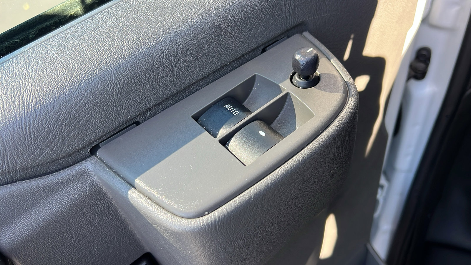 Certified 2023 Chevrolet Express 2500 w/ Driver Convenience Package image 16