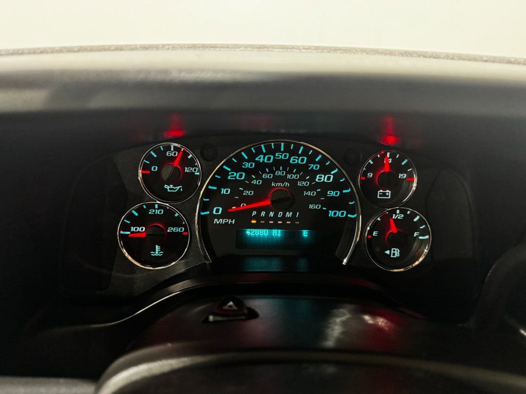 Used 2023 Chevrolet Express 3500 LT w/ LT Preferred Equipment Group RWD image 5