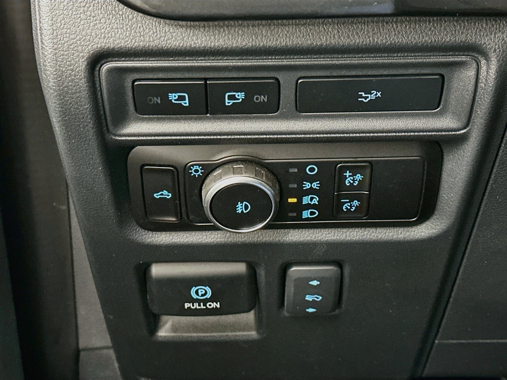 Used 2023 Ford F150 XLT w/ Equipment Group 302A High AWD/4WD image 17