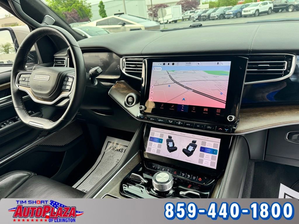 Used 2022 Jeep Grand Wagoneer Series II w/ Premium Group II AWD/4WD image 51