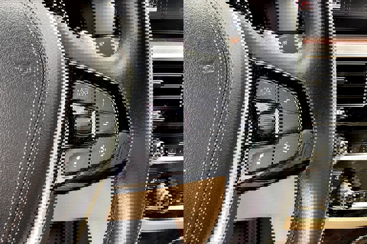 Used 2019 BMW 530i w/ Convenience Package image 20