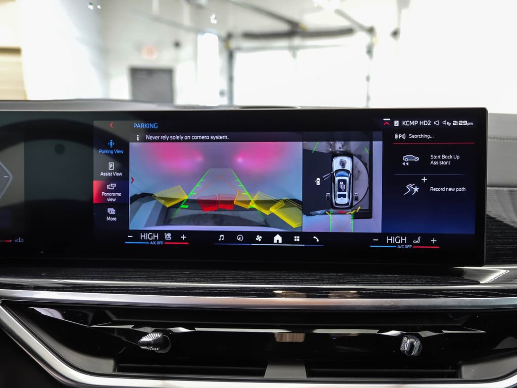 Certified 2024 BMW X7 M60i w/ Executive Package image 18