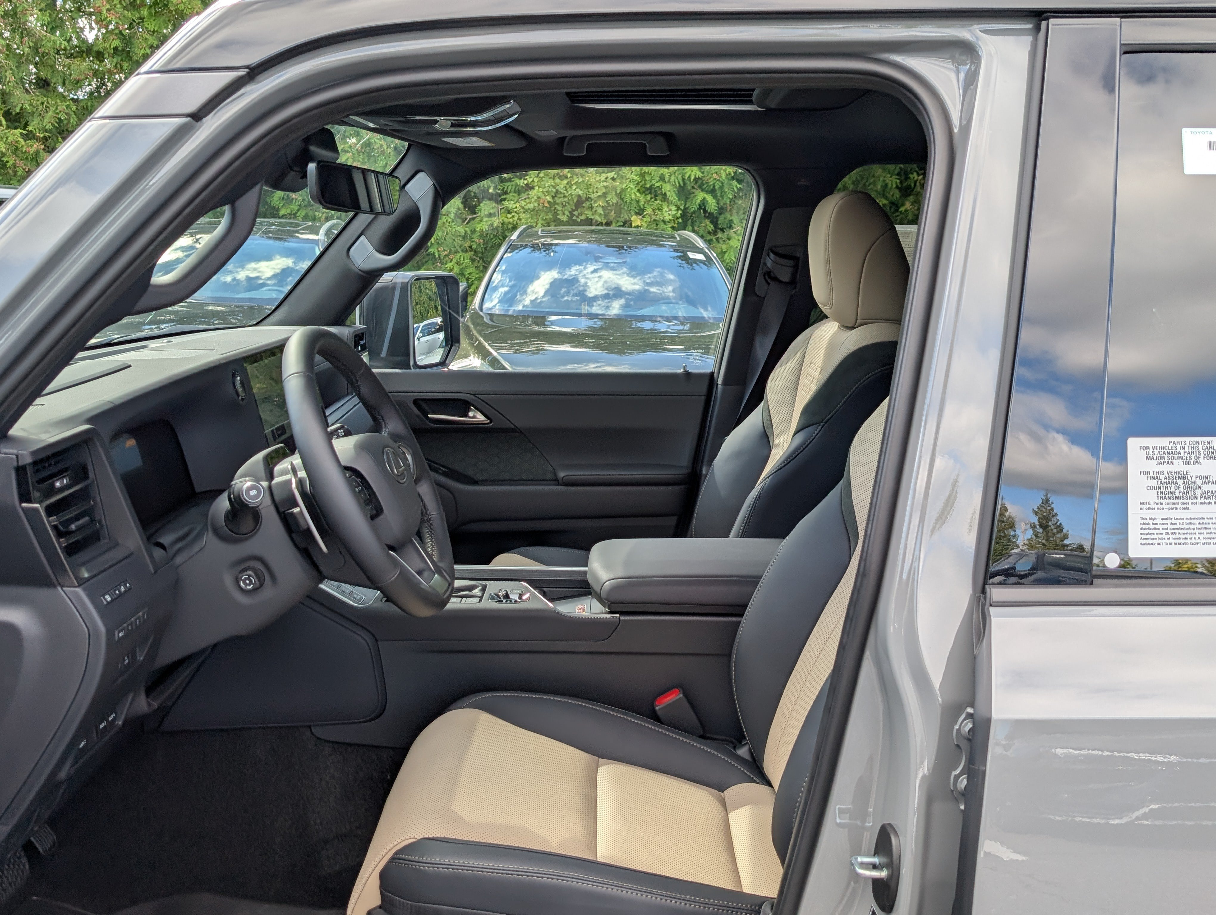 New 2026 Lexus GX 550 AWD/4WD image 13