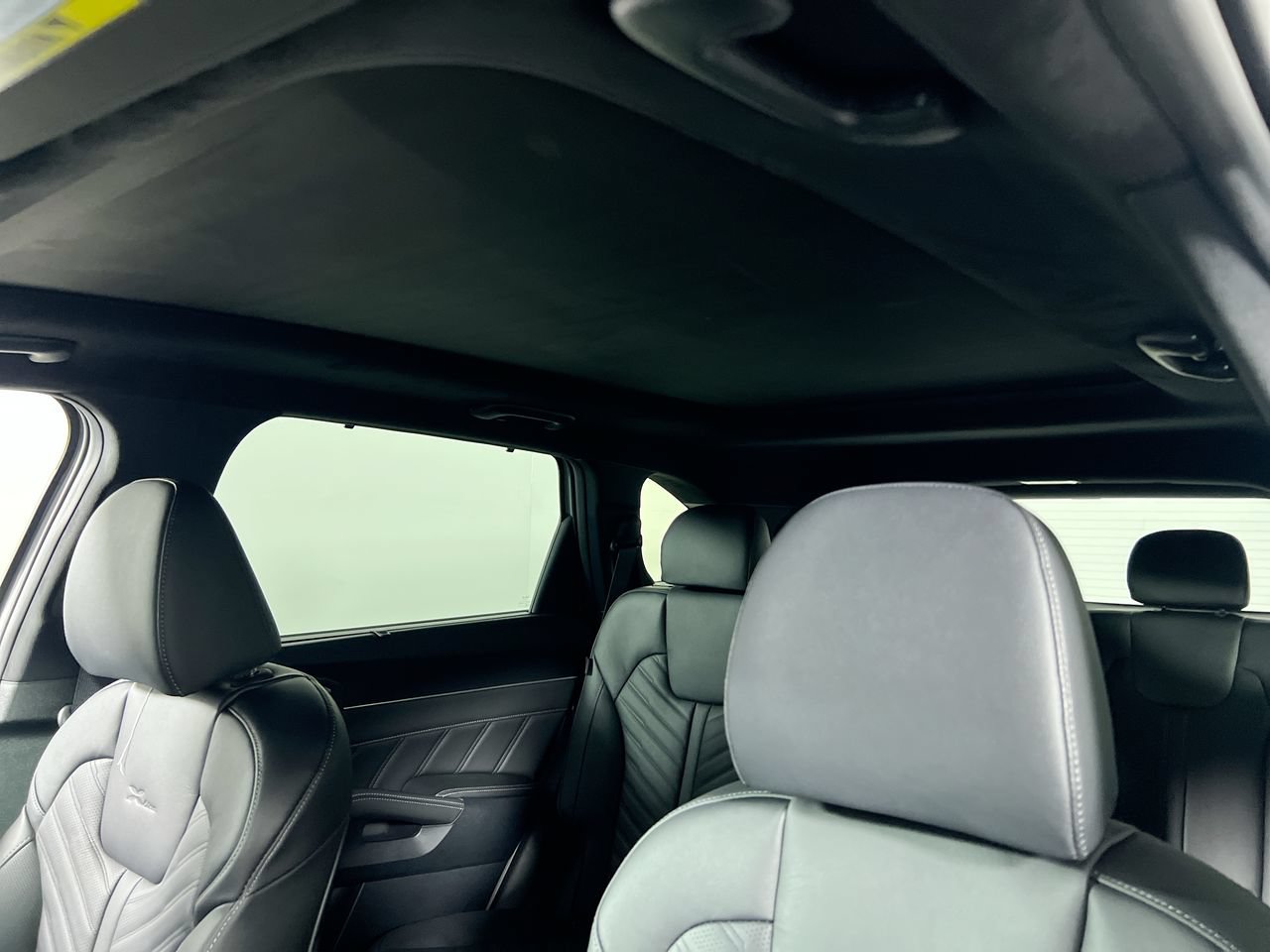 New 2026 Kia Sorento SX Prestige AWD/4WD image 17