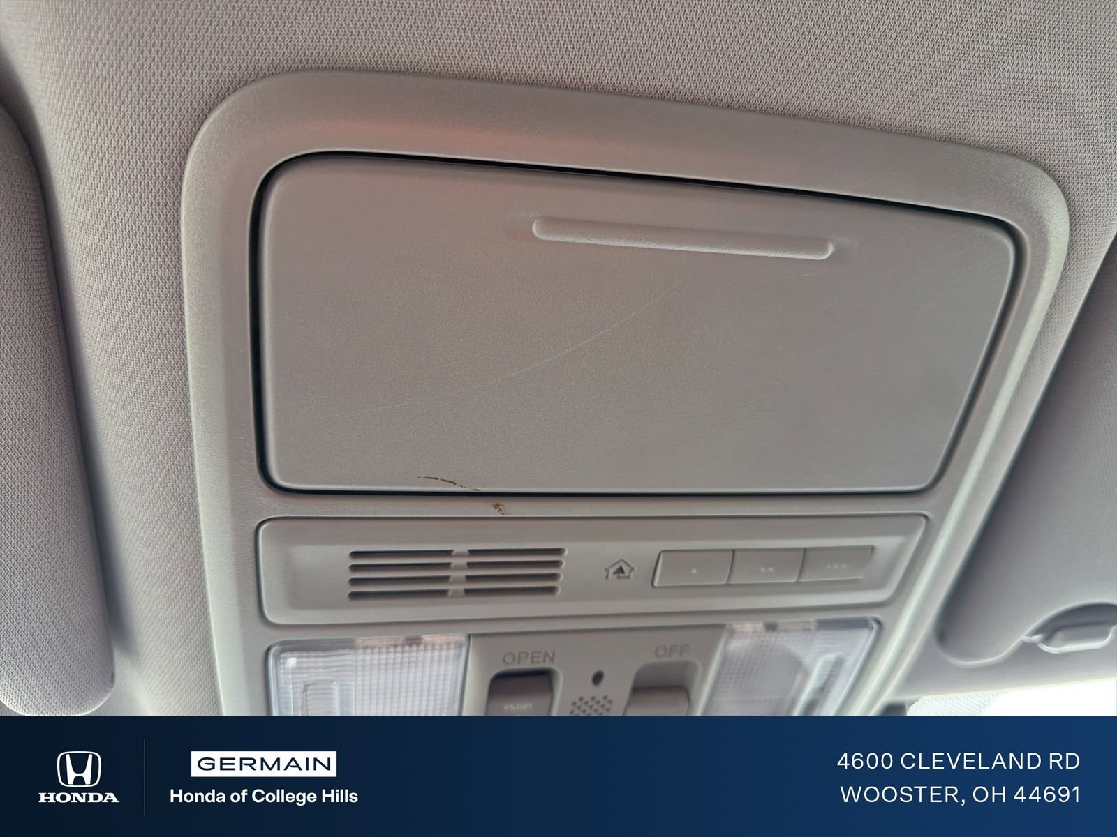 Used 2017 Honda Pilot Touring image 28
