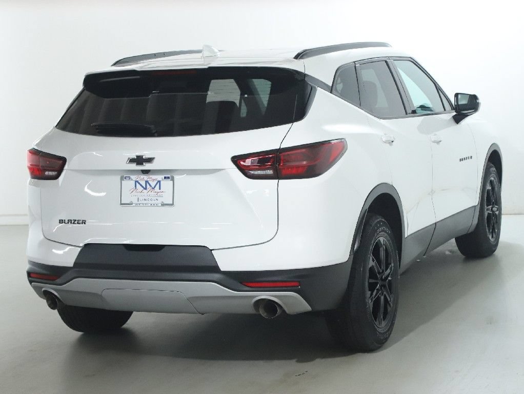 Used 2023 Chevrolet Blazer LT w/ Midnight/Sport Edition FWD image 46