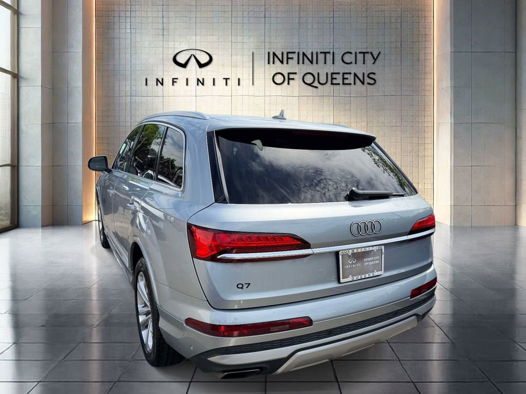 Used 2025 Audi Q7 3.0T Premium Plus AWD/4WD image 5