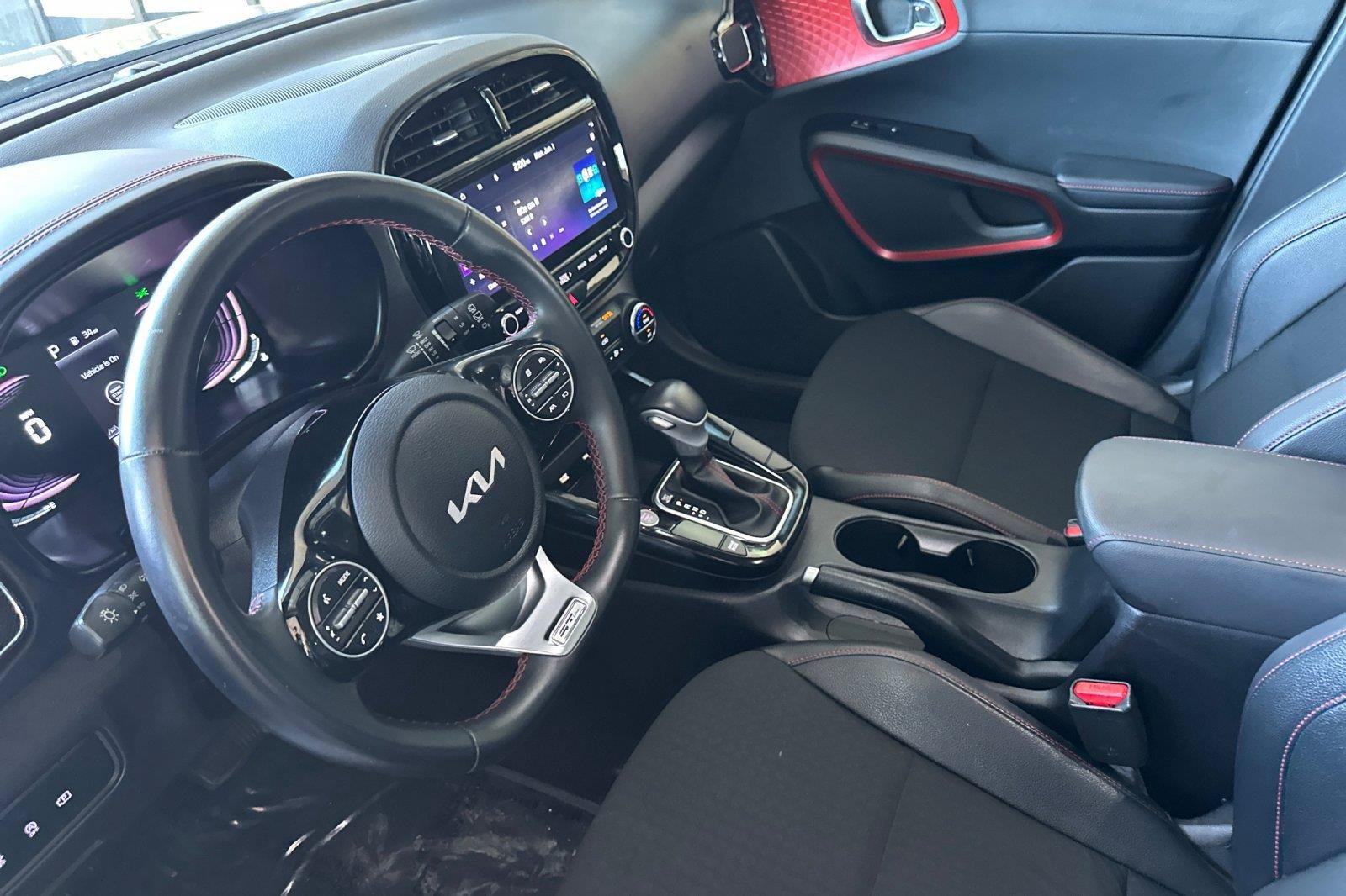 Used 2023 Kia Soul GT-Line FWD image 10