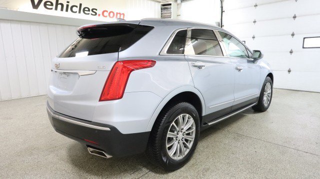 Used 2017 Cadillac XT5 Luxury w/ Driver Awareness Package AWD/4WD image 6
