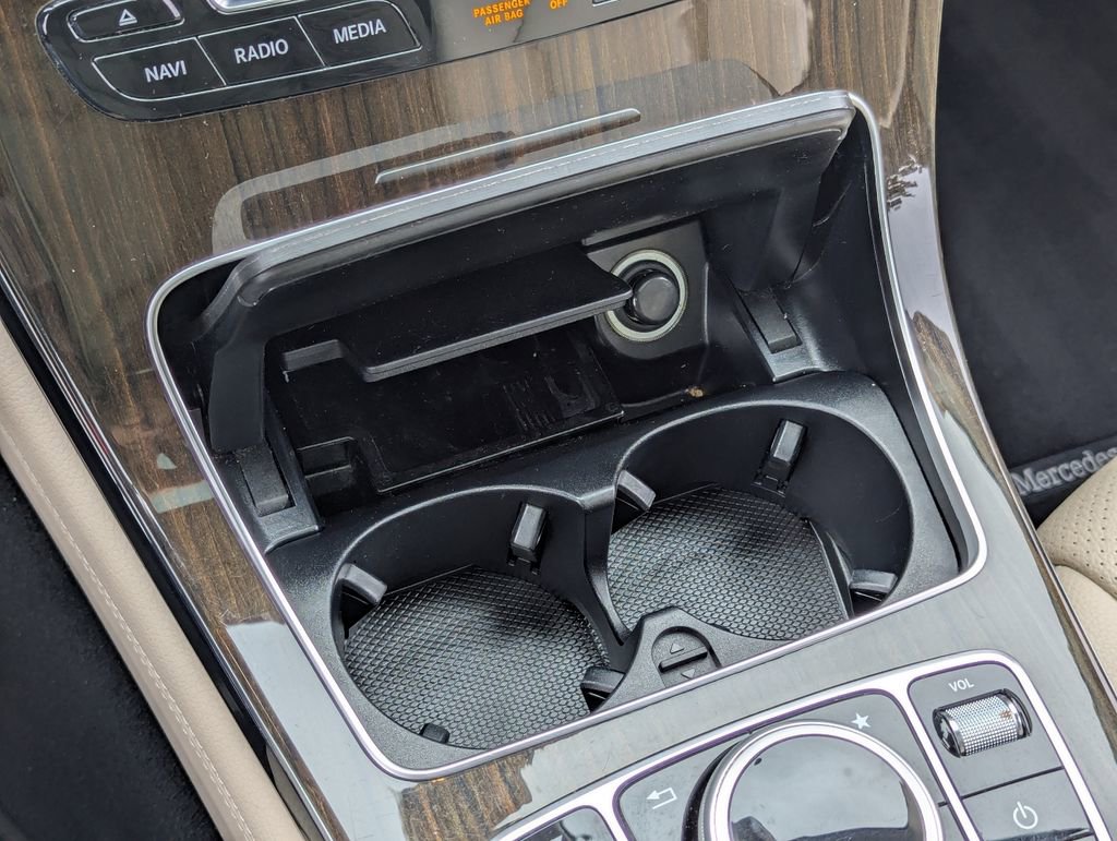 Used 2018 Mercedes-Benz GLC 300 4MATIC image 23