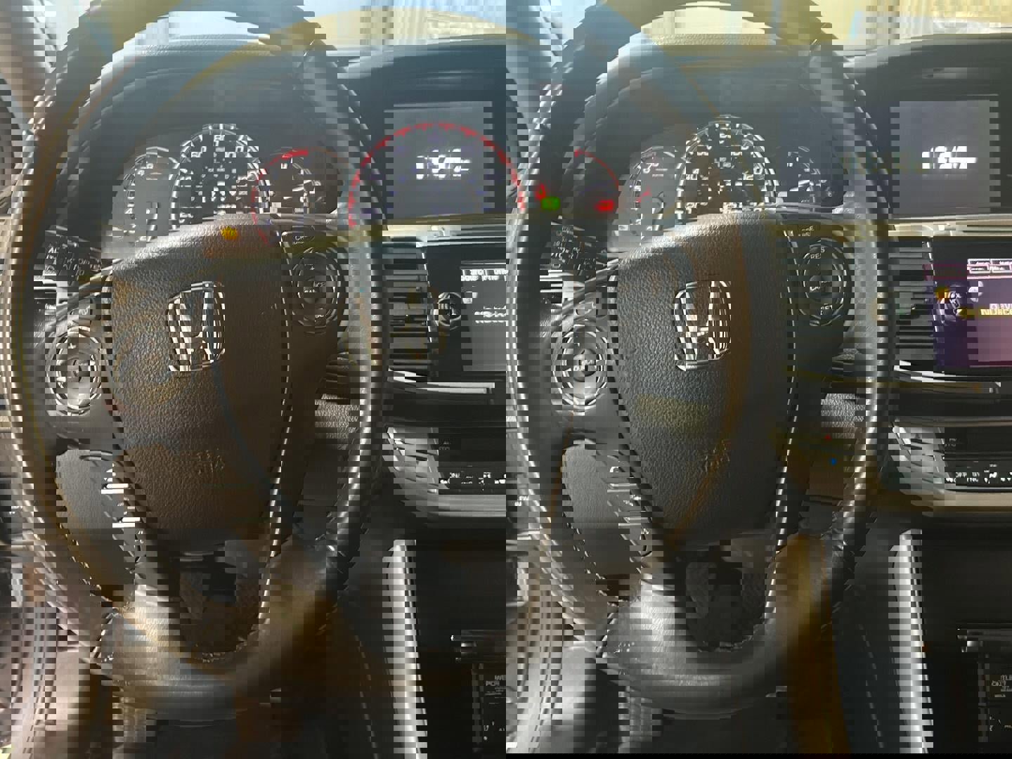 Used 2015 Honda Accord EX-L image 25