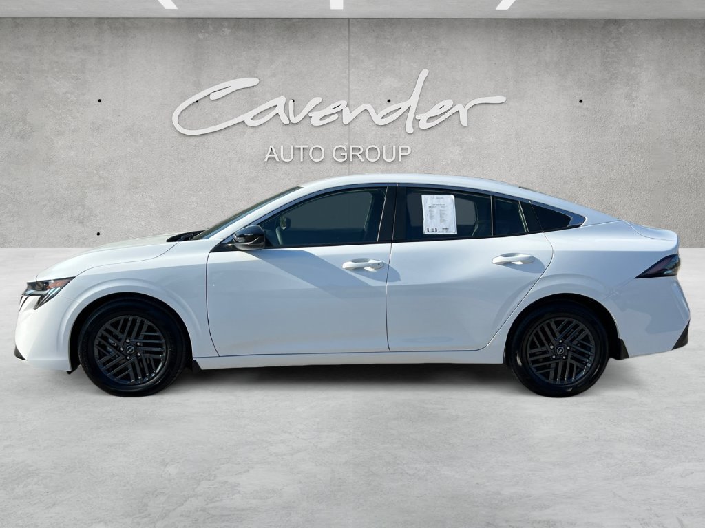 Certified 2026 Nissan Sentra SV w/ SV Convenience Package FWD image 13