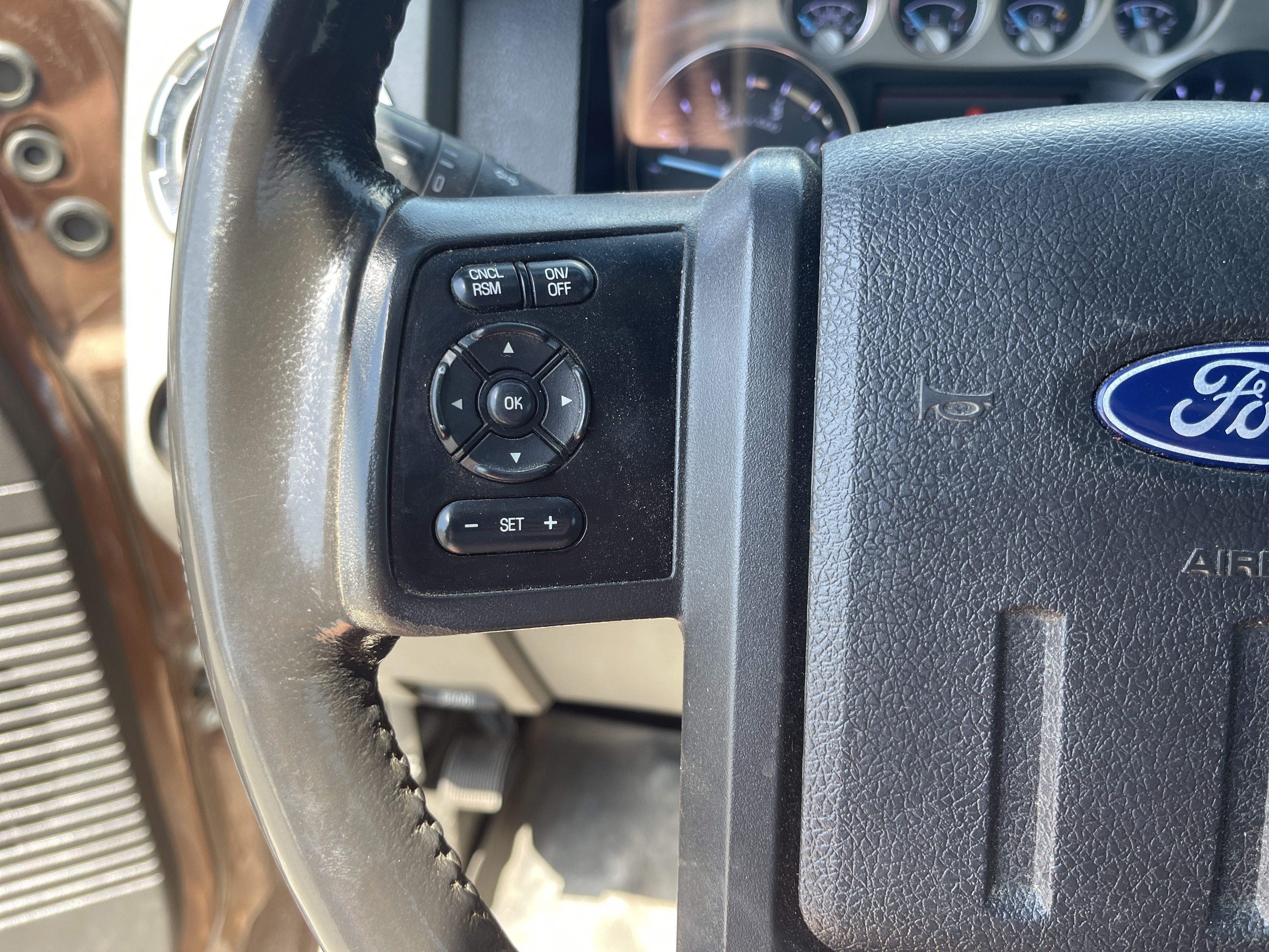 Used 2012 Ford F350 Lariat w/ Lariat Ultimate Pkg AWD/4WD image 19