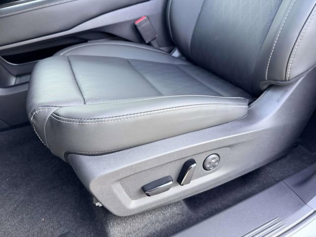 New 2026 Nissan Murano Platinum w/ Cargo Package AWD/4WD image 15